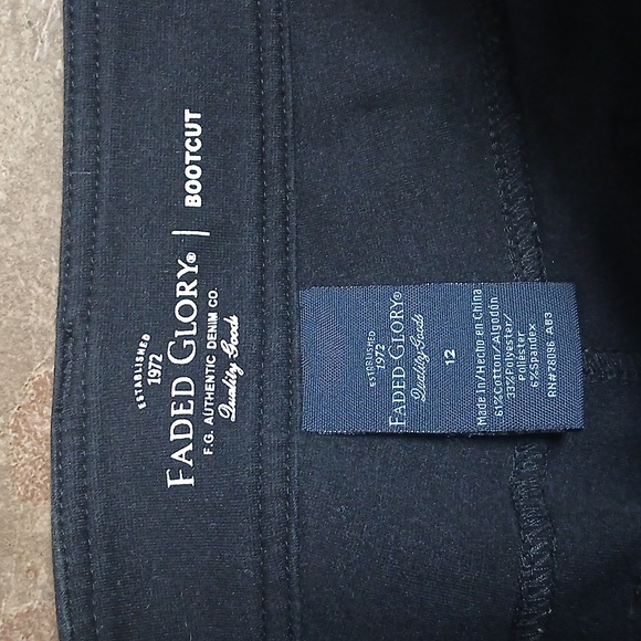 Faded Glory Black Bootcut Stretchy Pants 6% Spandex Size 12 - Picture 3 of 5